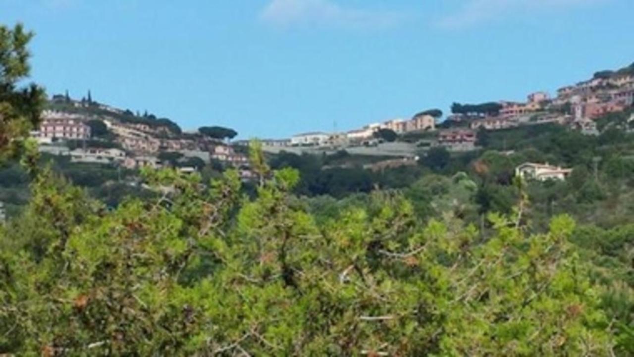 Villa Artistica Trilo 3 กาโปลิเวรี ภายนอก รูปภาพ