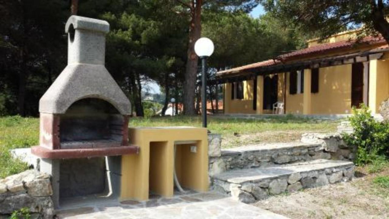 Villa Artistica Trilo 3 กาโปลิเวรี ภายนอก รูปภาพ